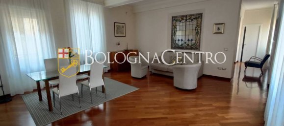 2 bedrooms Apartment in Bologna, Italy No. 127978 3