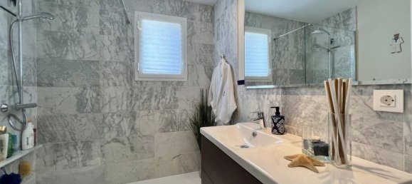 3 Schlafzimmer Wohnung in Marbella, Spain, Nr. 183725 10