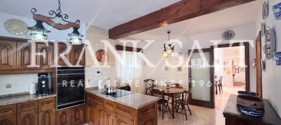 4 bedrooms Villa in Swieqi, Malta No. 3566 11