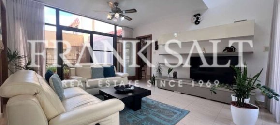 4 bedrooms Villa in Swieqi, Malta No. 3566 10