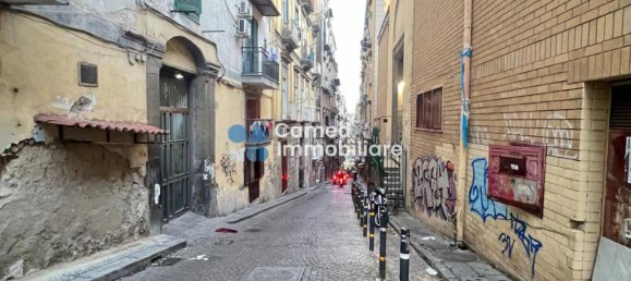 Studio in Naples, Italy, Nr. 29434 3