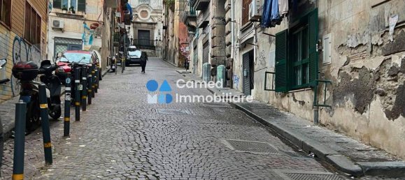 Studio in Naples, Italy, Nr. 29434 2