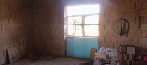 Casa de 8 divisões em Pignola, Italy N.º 39188 8