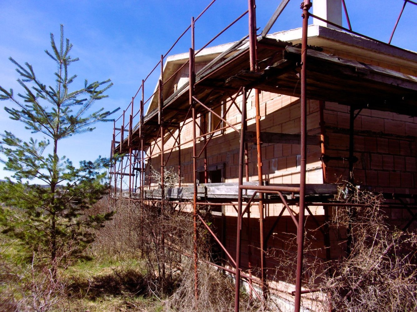 Casa de 8 divisões em Pignola, Italy N.º 39188