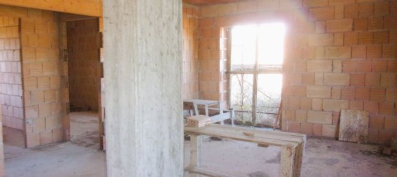 Casa de 8 divisões em Pignola, Italy N.º 39188 4