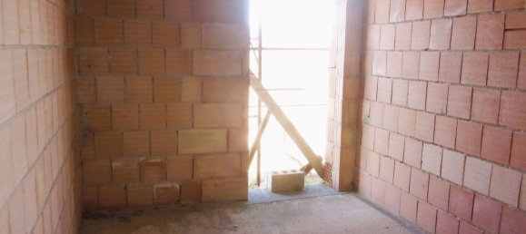 Casa de 8 divisões em Pignola, Italy N.º 39188 12