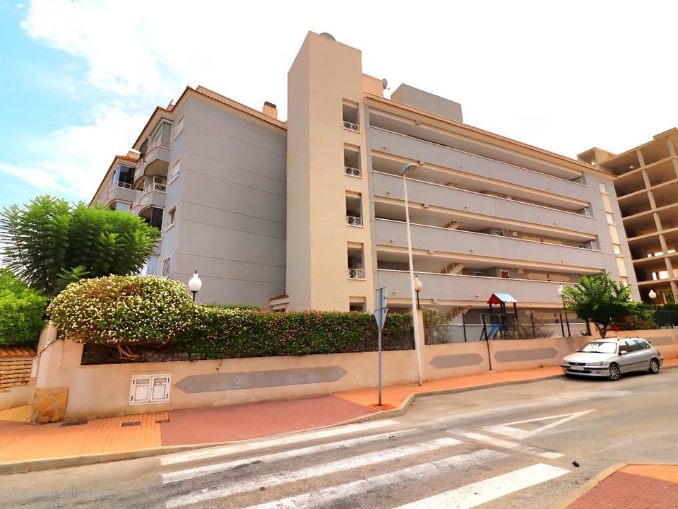 2 bedrooms Apartment in Guardamar del Segura, Spain No. 263578