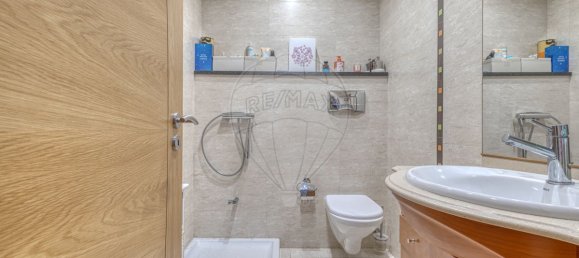 Apartamento de 3 dormitorios en Maia, Portugal No. 9514 8