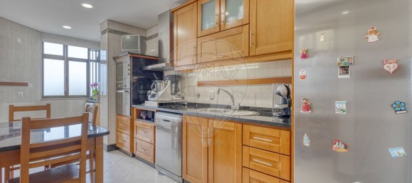 Apartamento de 3 dormitorios en Maia, Portugal No. 9514 2