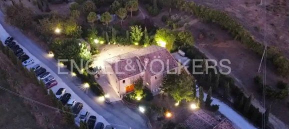 6 bedrooms House in Mergo, Italy No. 66178 42