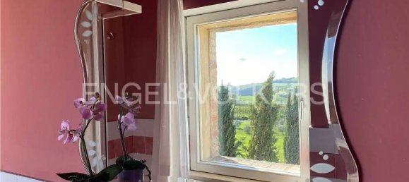 6 bedrooms House in Mergo, Italy No. 66178 36