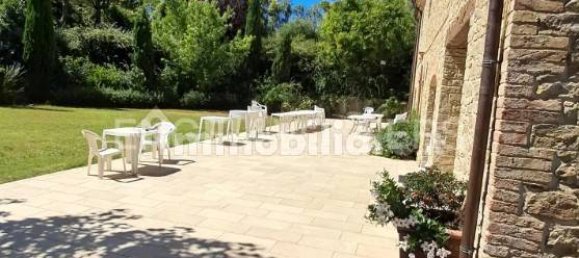 6 bedrooms House in Mergo, Italy No. 66178 20