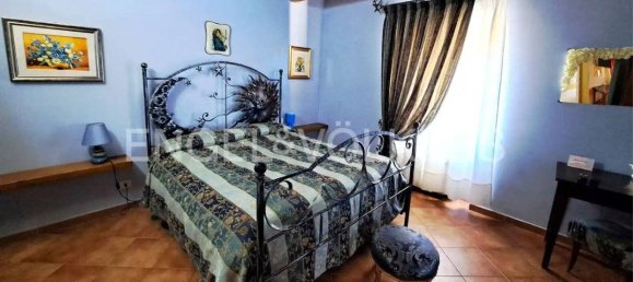 6 bedrooms House in Mergo, Italy No. 66178 34