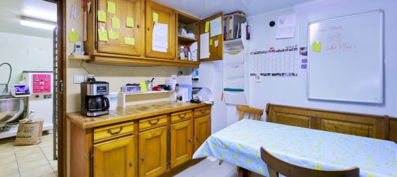 Коммерческая недвижимость 160м² в Вешен, Франция № 85178 9