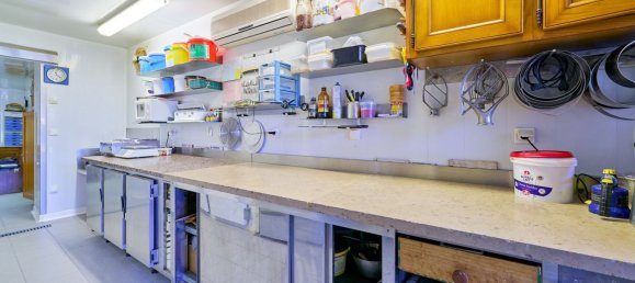 Коммерческая недвижимость 160м² в Вешен, Франция № 85178 10