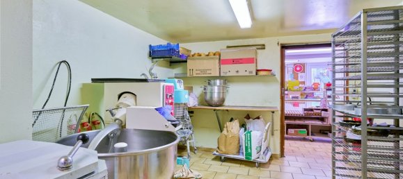 Коммерческая недвижимость 160м² в Вешен, Франция № 85178 4