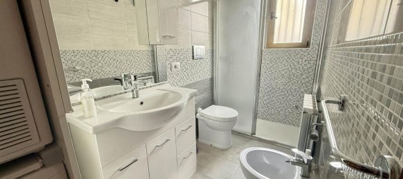 Apartamento de 2 habitaciónes en Como, Italy No. 30122 14