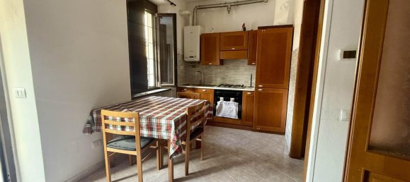 Apartamento de 2 habitaciónes en Como, Italy No. 30122 7