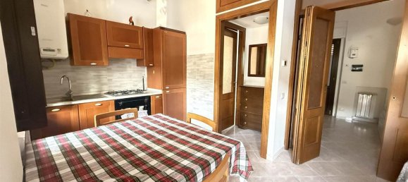 Apartamento de 2 habitaciónes en Como, Italy No. 30122 5