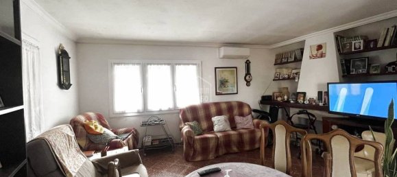 Villa de 2 dormitorios en Es Castell, Spain No. 5473 4