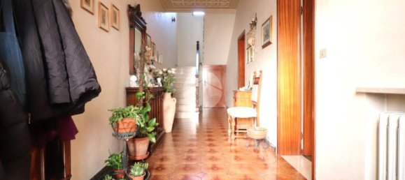 3 bedrooms Villa in Roncoferraro, Italy No. 238896 4