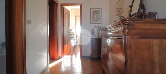 3 bedrooms Villa in Roncoferraro, Italy No. 238896 9