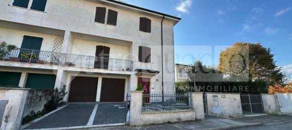 6-Zimmer Haus in Ostiglia, Italy, Nr. 66375 38