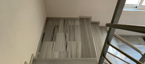  em Athens, Greece 843 m² N.º 4535 3