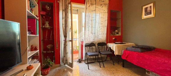 2 rooms Apartment in Rome, Italy No. 127550 2
