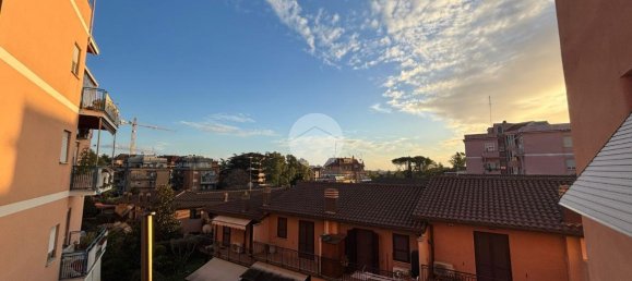 2 rooms Apartment in Rome, Italy No. 127550 4