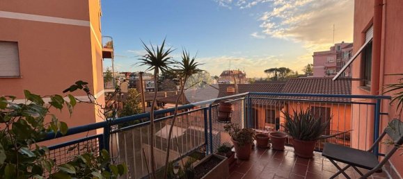 2 rooms Apartment in Rome, Italy No. 127550 3