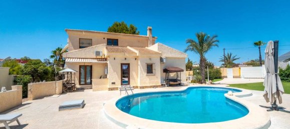 Casa de 4 dormitorios en Torrevieja, Spain No. 183604 31