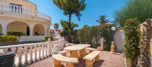 Casa de 4 dormitorios en Torrevieja, Spain No. 183604 42