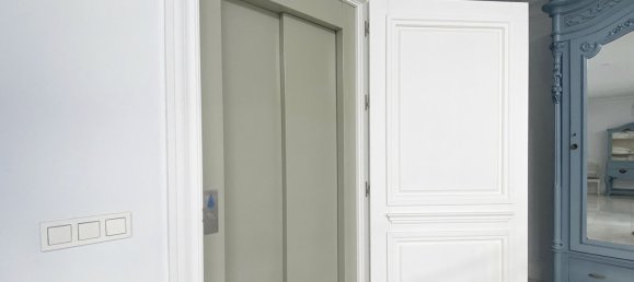 13 bedrooms Villa in Marbella, Spain No. 135950 17