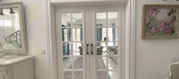 13 bedrooms Villa in Marbella, Spain No. 135950 12