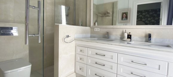 13 bedrooms Villa in Marbella, Spain No. 135950 19