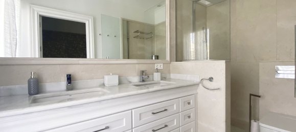 13 bedrooms Villa in Marbella, Spain No. 135950 24