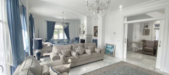 13 bedrooms Villa in Marbella, Spain No. 135950 16