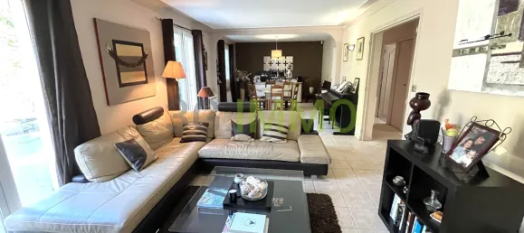 6 bedrooms House in Villabe, France No. 323488 4