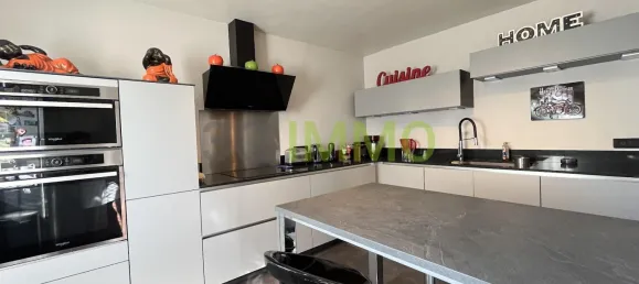 6 bedrooms House in Villabe, France No. 323488 7