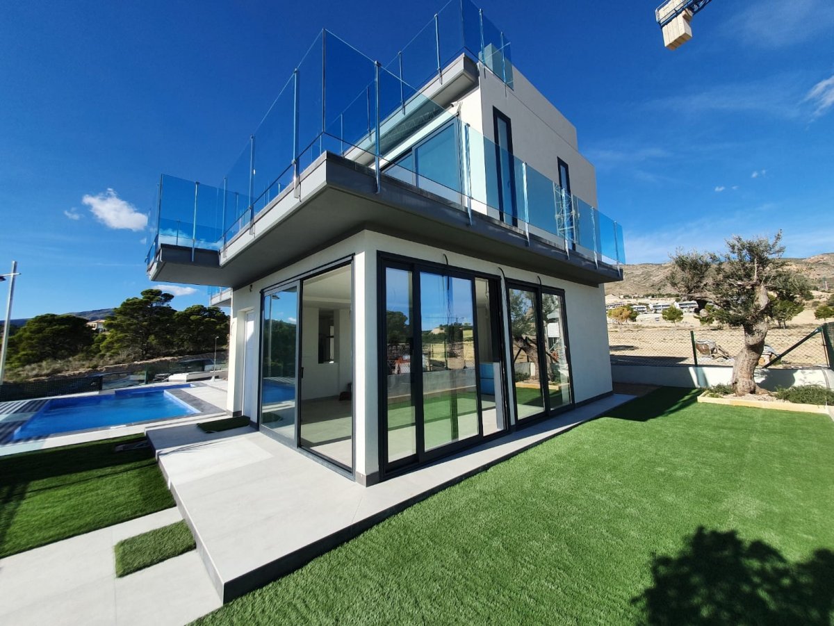 3 dormitorios villa en venta en Finestrat, Alicante, Comunidad Valenciana, Spain № 365017