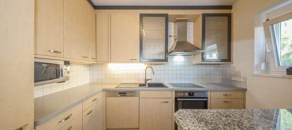 Коммерческая недвижимость с 3 комнатами в Кицбюель, Австрия № 187779 6