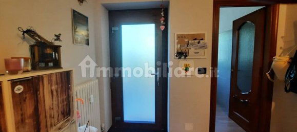 2 bedrooms Apartment in San Colombano Belmonte, Italy No. 335423 4