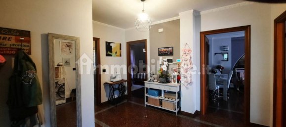 2 bedrooms Apartment in San Colombano Belmonte, Italy No. 335423 3