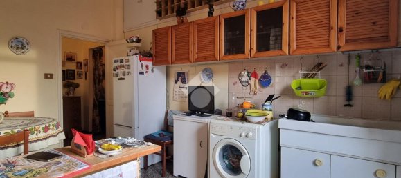 2 chambres Appartement à Genoa, Italy No. 35831 4