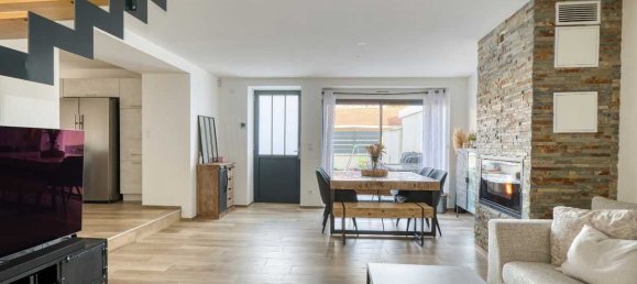 3 Schlafzimmer Stadthaus in Colombier-Saugnieu, France, Nr. 201619 3