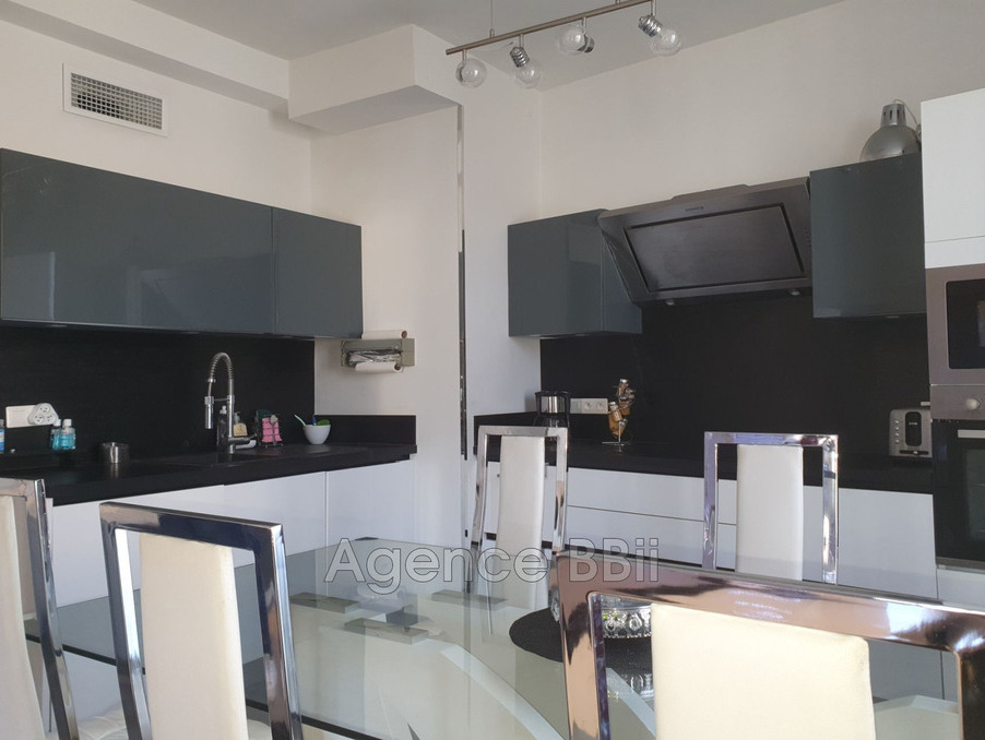 2 Schlafzimmer Doppelhaus in Nice, France, Nr. 350168