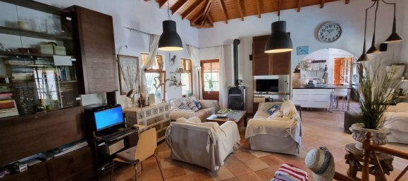 7 bedrooms Land in Chania, Greece No. 15 6