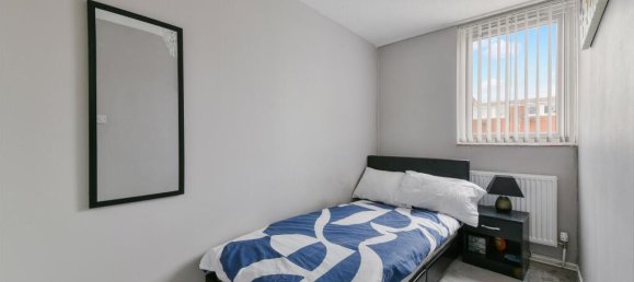 3 Schlafzimmer Haus in London, United Kingdom, Nr. 9884 16