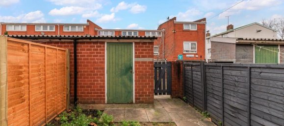 3 Schlafzimmer Haus in London, United Kingdom, Nr. 9884 2